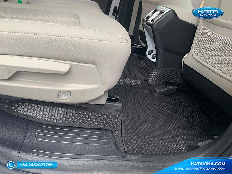 tham-lot-san-o-to-kia-sorento-2021-full-option-kata-6