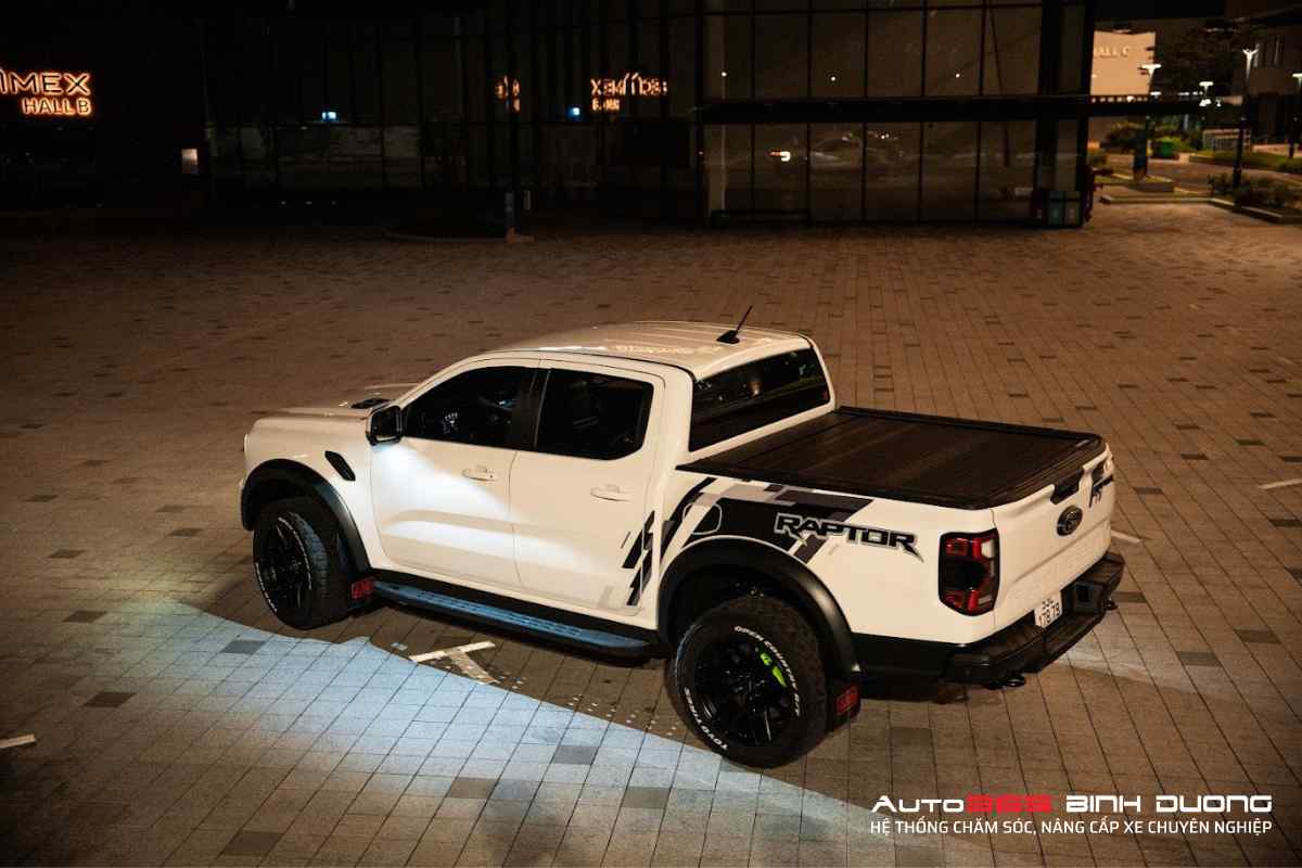 Nắp Thùng Cuộn Điện Bán Tải Supremex | Đột Phá Công Nghệ, Bứt Phá Ngoại Hình - Auto365 Bình Dương Nắp thùng cuộn điện bán tải SupremeX với thiết kế ấn tượng và nhiều tính năng hiện đại thu hút nhiều tín đồ